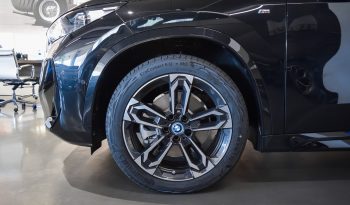 BMW iX1 xDrive30 lleno