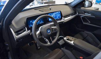 BMW iX1 xDrive30 lleno