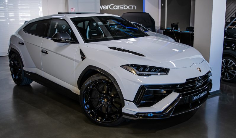 Lamborghini Urus Performante lleno