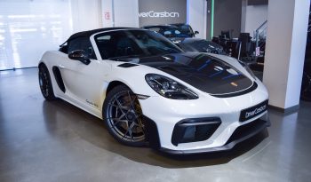 Porsche 718 Spyder RS lleno