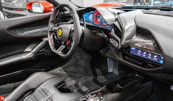 Ferrari SF90 Spider lleno