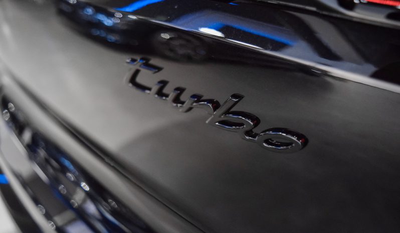 Porsche Macan Turbo lleno